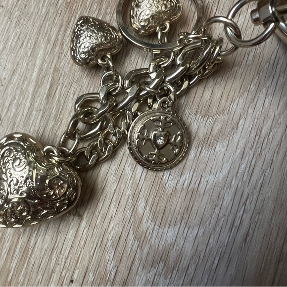 Vintage Y2K Gold Studded Hobo with Charm Keychains - Picture 4 of 11